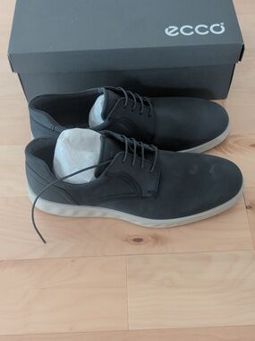 Brand New In Box ECCO Men's S Lite Hybrid - Marine Blue Shoes - Men's Size 11